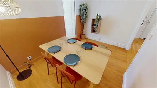 Rooms in Paris 15ème arrondissement - photo 10