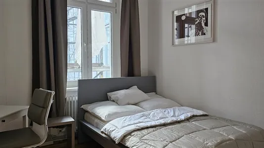 Rooms in Berlin Charlottenburg-Wilmersdorf - photo 10