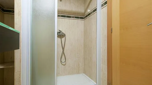 Rooms in Valencia Extramurs - photo 7