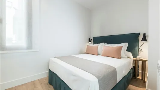 Apartments in Madrid Retiro - photo 9