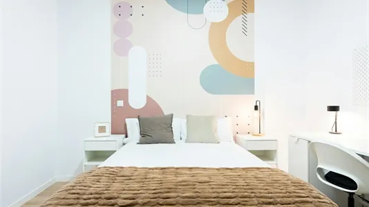 Rooms in Madrid Centro - photo 4