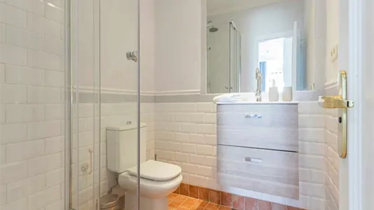 Rooms in Madrid Centro - photo 5