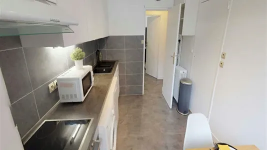 Rooms in Paris 15ème arrondissement - photo 8