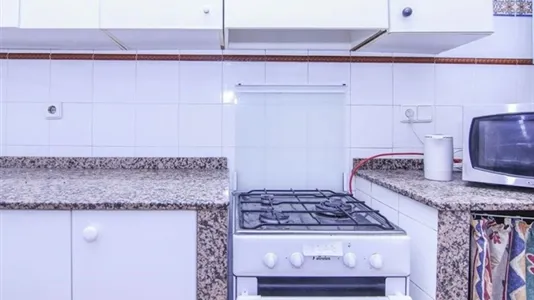 Rooms in Valencia La Zaidía - photo 10