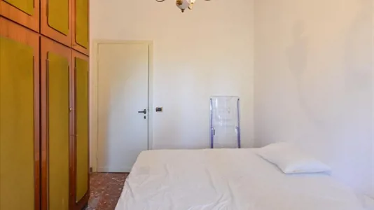 Rooms in Roma Municipio IX – EUR - photo 2