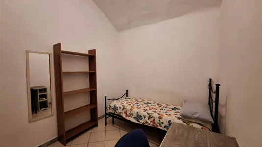 Rooms in Napoli Municipalità 2 - photo 1