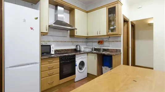 Rooms in Madrid Chamberí - photo 3