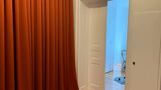 Apartments in Location is not specified - photo 6