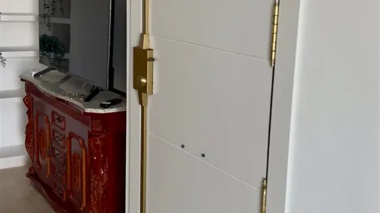 Rooms in Jaén - photo 7