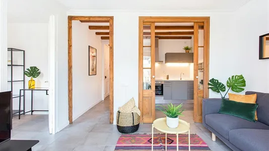 Apartments in Barcelona Eixample - photo 5