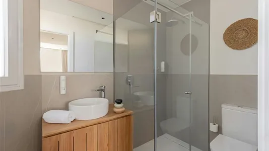 Apartments in Valencia L'Eixample - photo 3