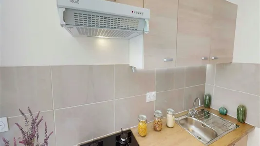 Rooms in Paris 15ème arrondissement - photo 8