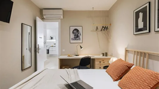 Rooms in Barcelona Gràcia - photo 3