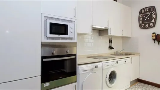 Rooms in Madrid Chamberí - photo 9