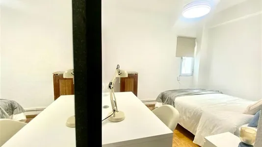 Rooms in Madrid Chamartín - photo 5