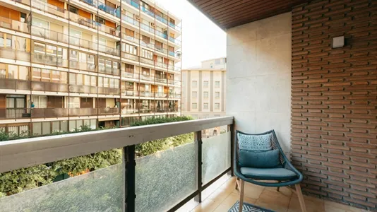 Rooms in Valencia L'Eixample - photo 3