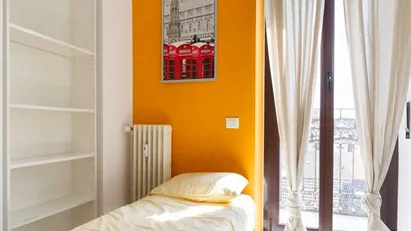 Room for rent in Milano Zona 5 - Vigentino, Chiaravalle, Gratosoglio, Milan