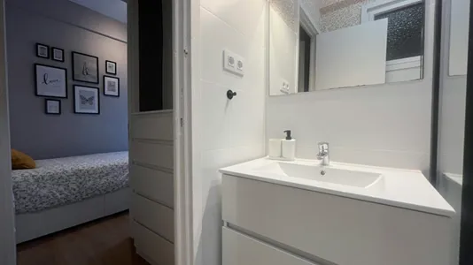 Rooms in Bilbao - photo 8