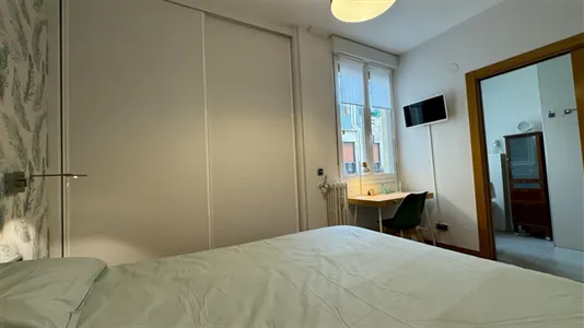 Rooms in Bilbao - photo 9