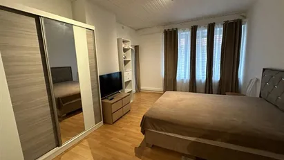 Apartment for rent in Brussels Sint-Lambrechts-Woluwe, Brussels