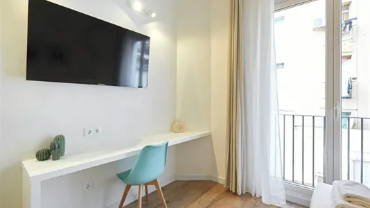 Apartments in Barcelona Ciutat Vella - photo 8