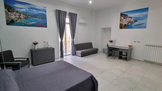 Rooms in Napoli Municipalità 4 - photo 5