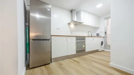 Rooms in Valencia Algirós - photo 7