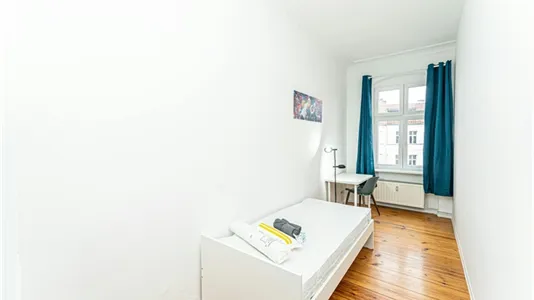 Rooms in Berlin Friedrichshain-Kreuzberg - photo 3