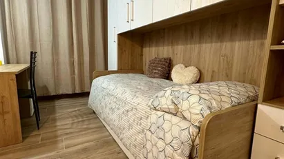 Room for rent in Paderno Dugnano, Lombardia