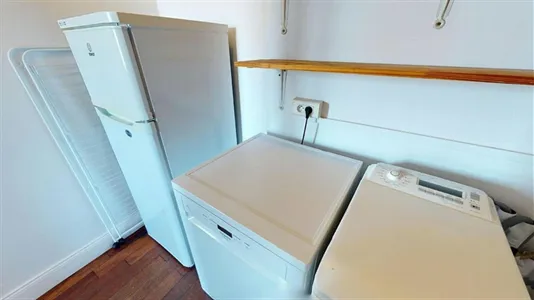 Apartments in Lyon - photo 2