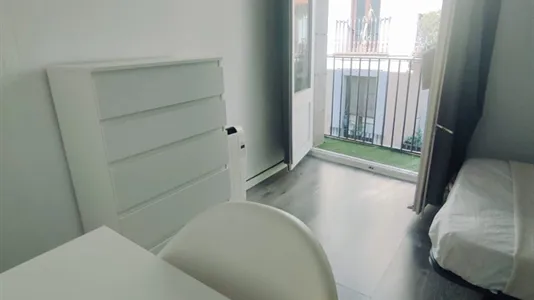 Rooms in Barcelona Ciutat Vella - photo 7