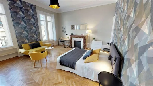 Rooms in Bordeaux - photo 3