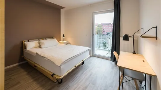 Rooms in Berlin Lichtenberg - photo 2