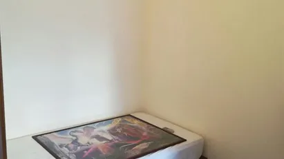 Room for rent in Roma Municipio VII – Appio-Latino/Tuscolano/Cinecittà, Rome