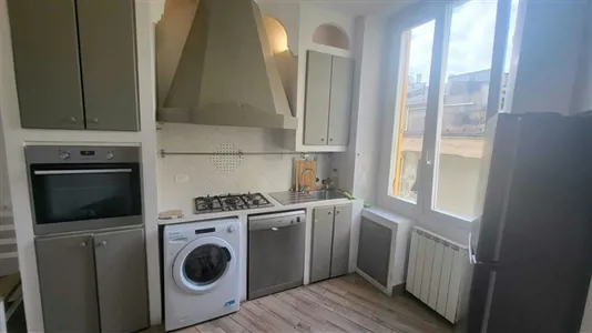 Rooms in Genoa - photo 2