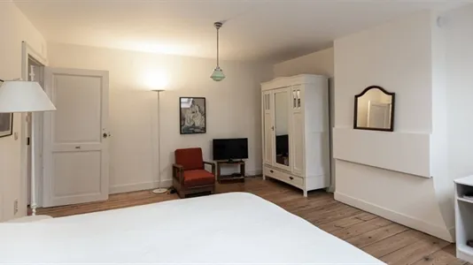 Rooms in Brussels Sint-Joost-ten-Node - photo 5