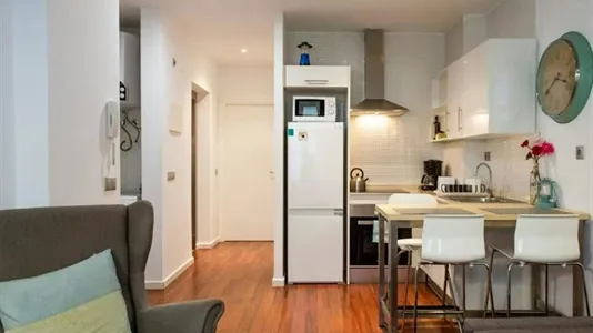 Apartments in Barcelona Ciutat Vella - photo 6