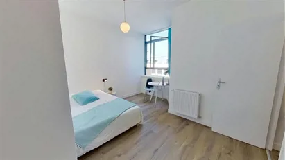 Room for rent in Nanterre, Île-de-France