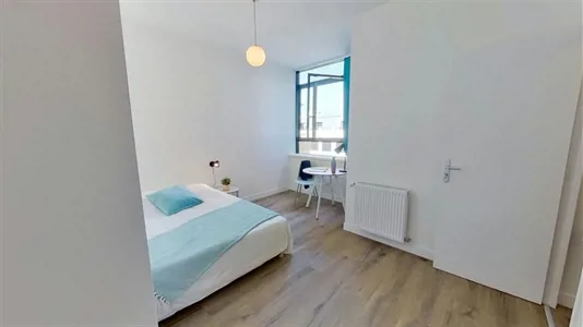 Rooms in Nanterre - photo 1