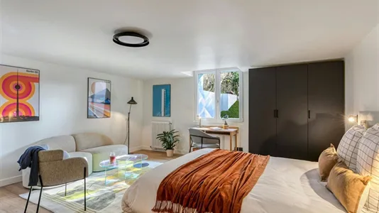 Houses in Lille - photo 1