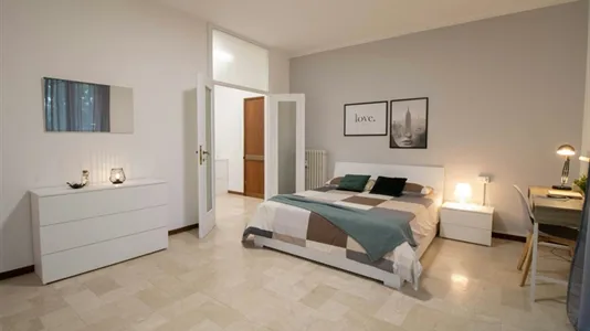 Rooms in Brescia - photo 4
