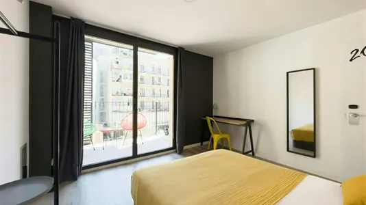 Rooms in Barcelona Ciutat Vella - photo 4