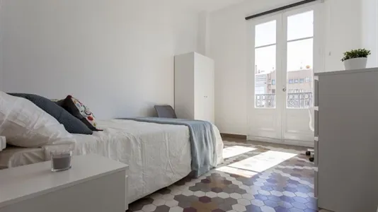 Rooms in Valencia L'Eixample - photo 10