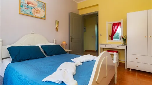 Houses in Corfu - photo 4