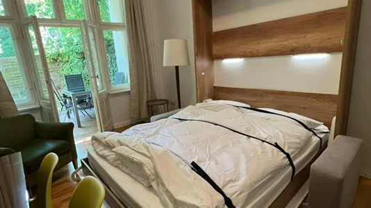 Apartments in Berlin Tempelhof-Schöneberg - photo 6