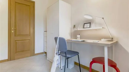 Rooms in Roma Municipio XII – Monte Verde - photo 1