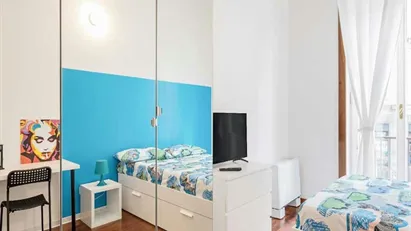 Room for rent in Milano Zona 1 - Centro storico, Milan