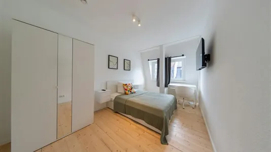 Rooms in Location is not specified - photo 1