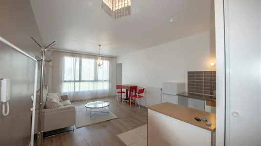 Apartments in Torcy - photo 2