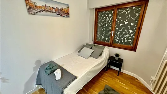 Rooms in Zaragoza - photo 3